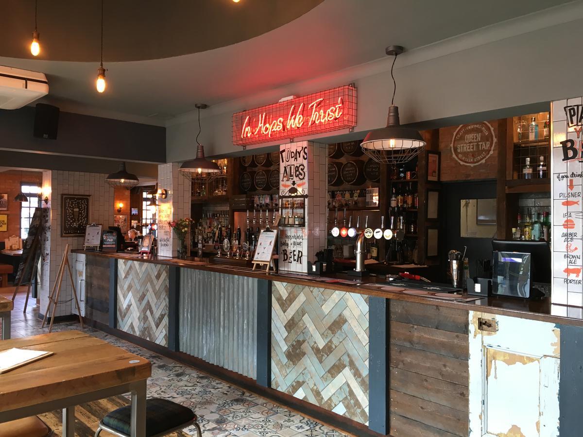 Queen Street Tap Дил Экстерьер фото