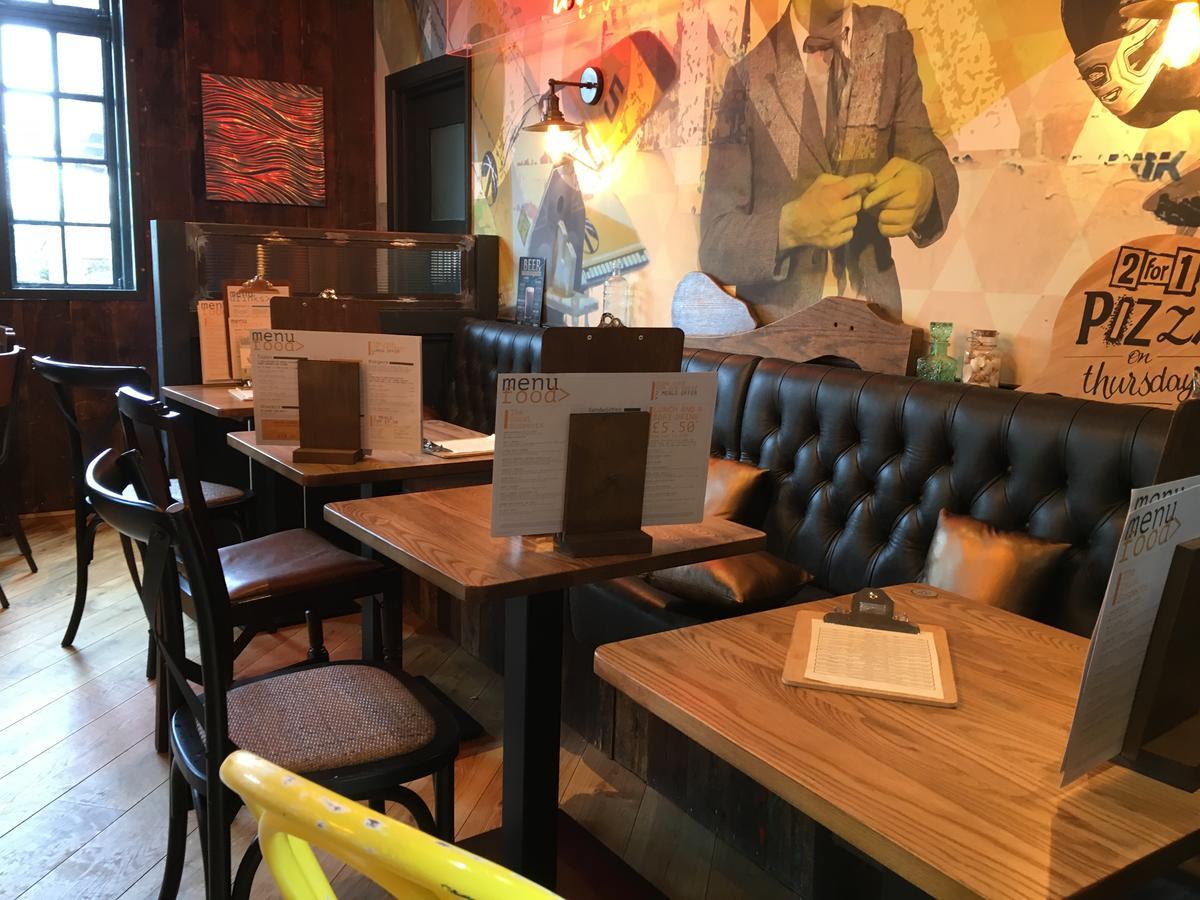 Queen Street Tap Дил Экстерьер фото